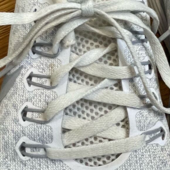 Nike Athletic‎ 'Free RN Distance Runners Sneakers Gray White Shoes Lightweight - Picture 11 of 11